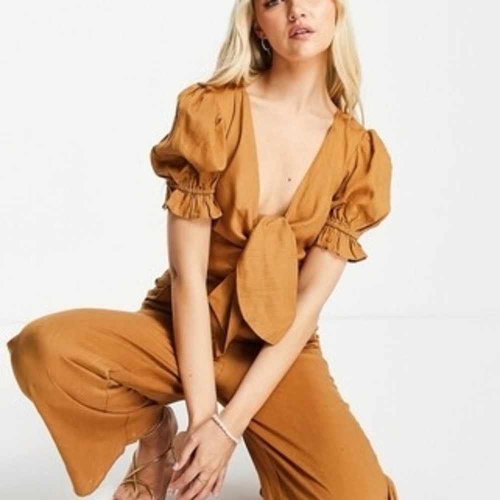 Elegant Tan Women's Jumpsuit